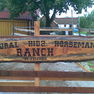 Der Eingang zur Ranch