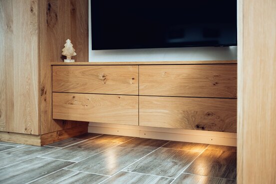 beleuchtetes TV-Sidboard