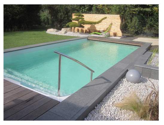 balenapool-mit-rand.jpg
