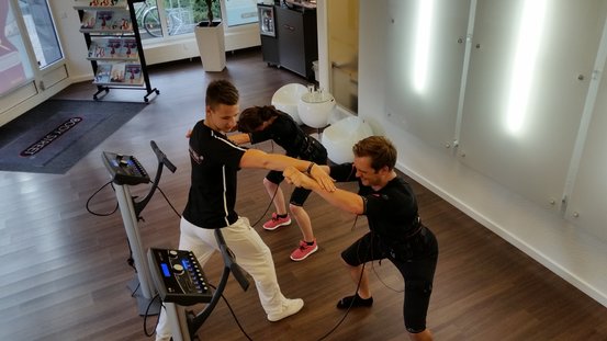 Das EMS Training mit Personal Trainer