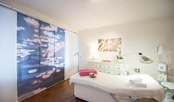 Behandlungsliege - 2