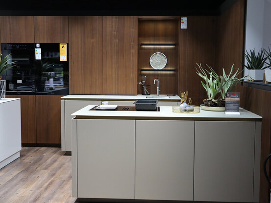 Ausstellungskueche 1 von Leicht