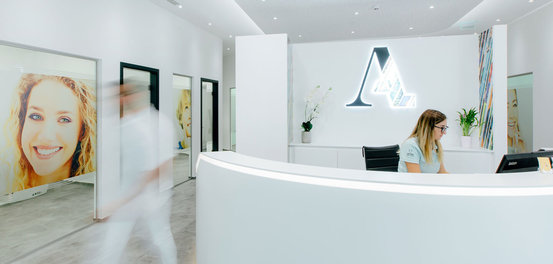 Hero KFO - Kieferorthopädische Fachpraxis Dr. Arax Akyüz Abbildung Nr. 10