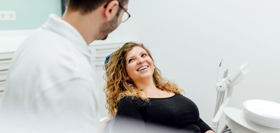 Hero KFO - Kieferorthopädische Fachpraxis Dr. Arax Akyüz Abbildung Nr. 6