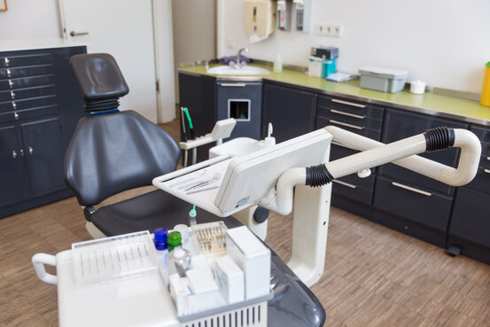 Zahnarztpraxis Dr. Robert Neff am Ruthenplatz Abbildung Nr. 11