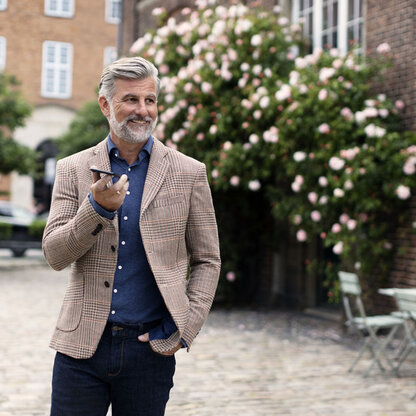 an-g-sehen • an-g-hört OPTIK & AKUSTIK Abbildung Nr. 9