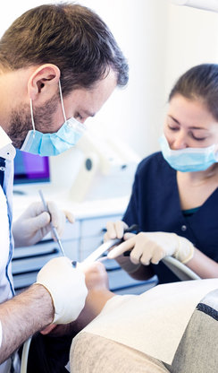 Dr. Johann Wellnitz - Kieferorthopäde am Kaiserring Abbildung Nr. 1