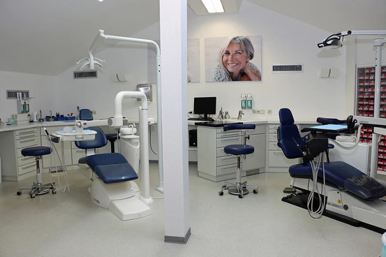 Dr. Marten Hensgens Fachzahnarzt für Kieferorthopädie Abbildung Nr. 10