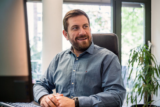 Ioannis Tzakris - Geschaeftsfuehrung