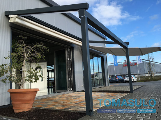 Tomasulo Ausstellung Pergotex