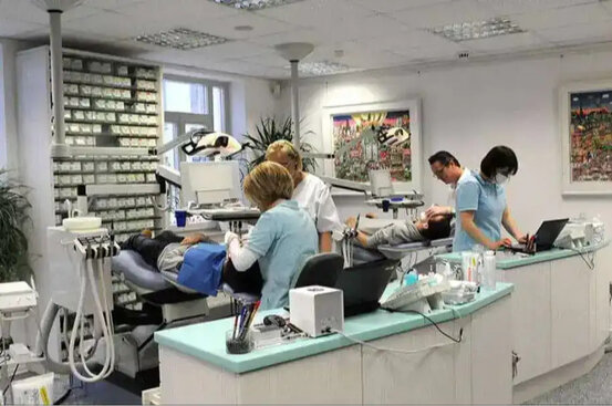 ÜBAG Dres. Ulrich M. Schwerbrock MSc. & Dorothea Kressel MSc. Abbildung Nr. 6