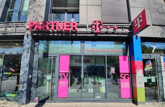 Service Direkt – Ihr Telekom Partner in Moosach Abbildung Nr. 2