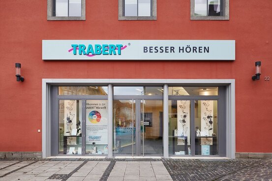 TRABERT® Meine Hörwelt – Hörgeräte in Bad Neustadt Innenstadt Abbildung Nr. 1