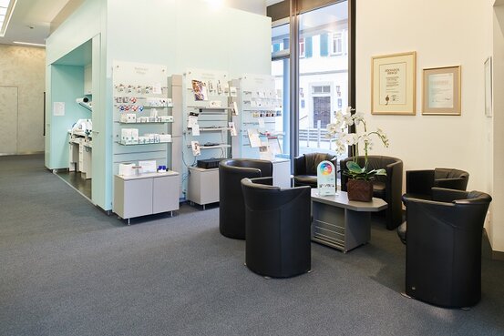 TRABERT® Meine Hörwelt – Hörgeräte in Bad Neustadt Innenstadt Abbildung Nr. 3