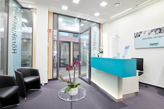 TRABERT® Meine Hörwelt – Hörgeräte in Bad Neustadt im Rhön-Klinikum Abbildung Nr. 3