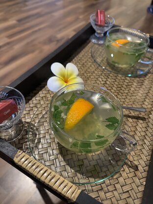 Lilien Thai Massage wie neugeboren Abbildung Nr. 6