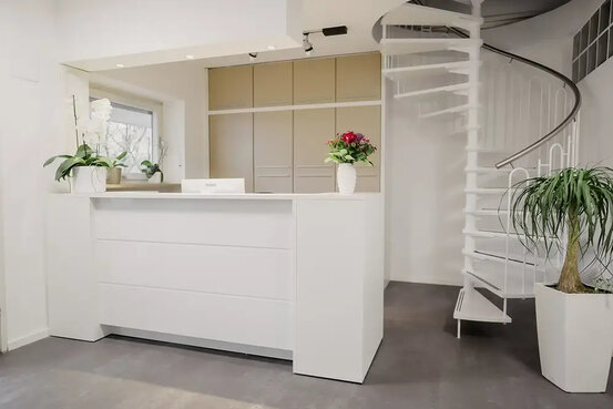 Kieferorthopäde München | Spangenmacherei Pishgah & Essig Abbildung Nr. 1