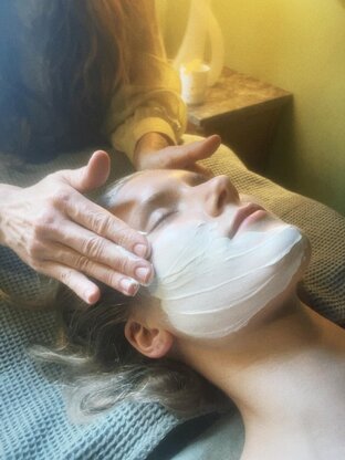 Salon Oliver Scheuermann Abbildung Nr. 15