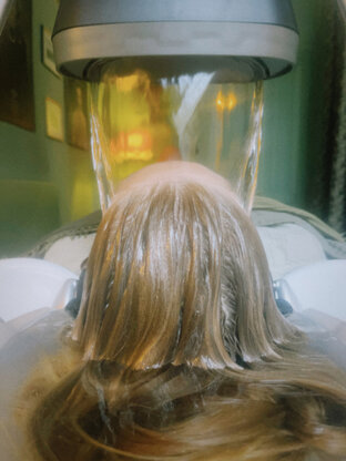 Salon Oliver Scheuermann Abbildung Nr. 11