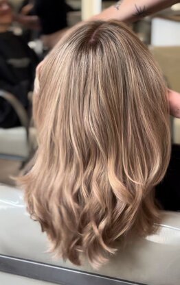 Viktoria Becker Friseure Köln Abbildung Nr. 8