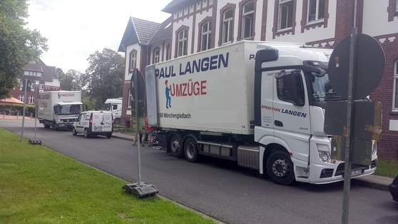 Firmenumzug mit 13 Mitarbeitern