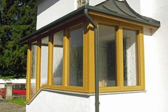 Aluminiumverkleidung an Treppenaufgang