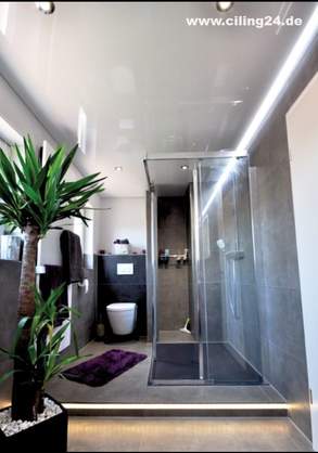 BAD - WC Spanndecke weiss Hochglanz mit Licht