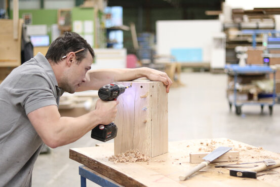 EICHENHAUS AG - Schreinerei & Planungsbüro Abbildung Nr. 7