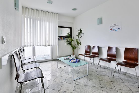 Wartezimmer Zahnarzt Offenbach