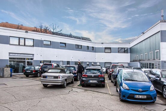 Karosseriefachbetrieb Hans Hoffmann Abbildung Nr. 1