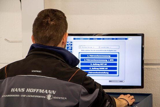 Karosseriefachbetrieb Hans Hoffmann Abbildung Nr. 2