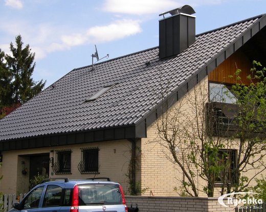 Dachumdeckung eines Wohnhauses