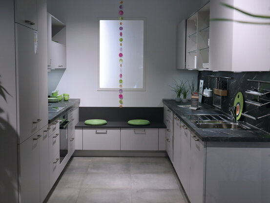 Ausstellungskueche 8 von Nobilia