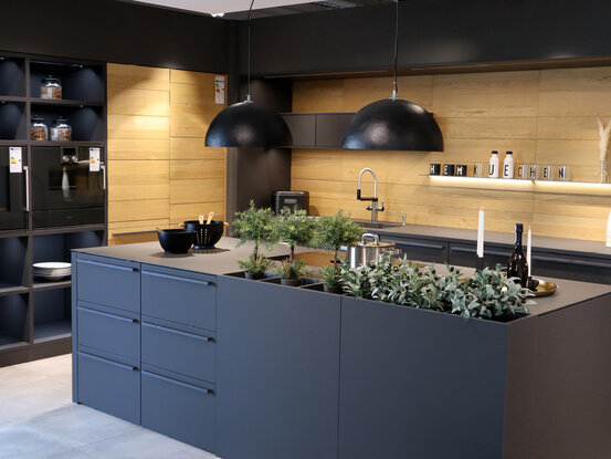 Ausstellungskueche 7 von Leicht