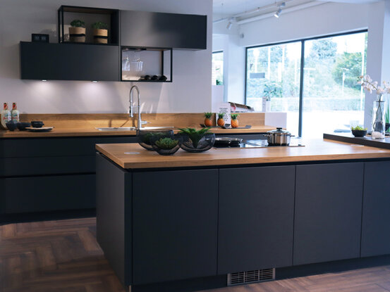 Ausstellungskueche 5 von Haecker