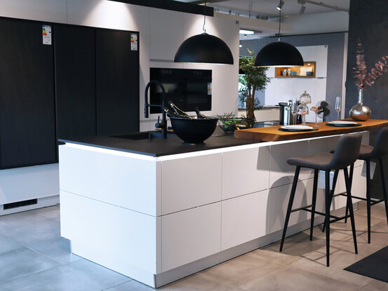 Ausstellungskueche 1 von Haecker