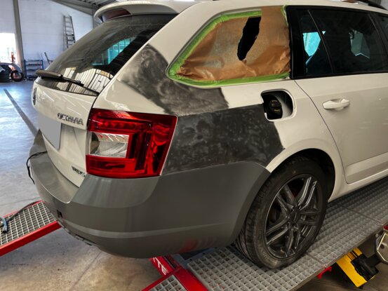 Seitenteilinstandsetzung