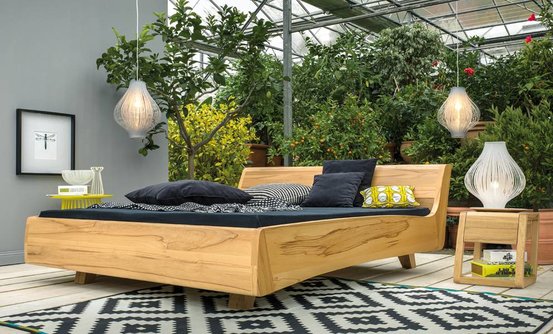 dormiente Massivholzbett Balena