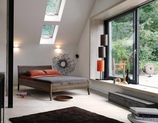 dormiente Massivholzbett Eto