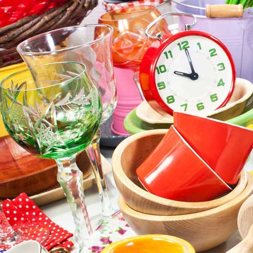 Ballast abwerfen: Warum sinnvolles Entrümpeln zu mehr Wohlbefinden beiträgt