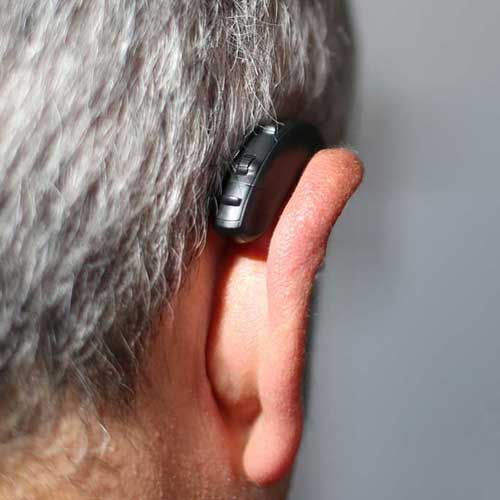 Hörhilfen – ein kleiner Überblick über die vielen Geräte
