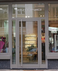 Weiteres Logo der Firma ANTONIO Hairstyling
