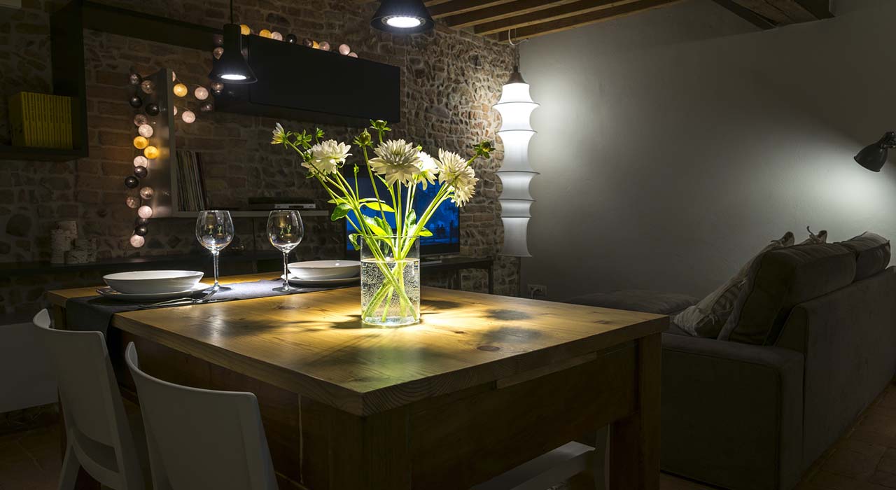 Ohne Chemiekeule: Mit diesen schonenden Tricks halten Schnittblumen länger