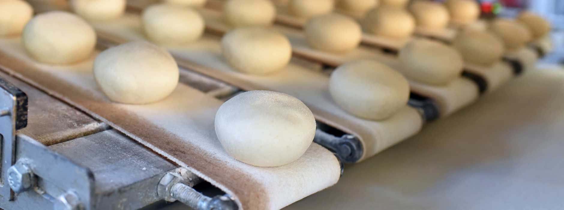 Chemie, Schweineborsten und Co: Was alles in Billig-Brötchen steckt