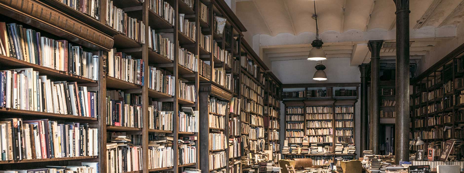 Bücher von um die Ecke statt von Amazon – warum es sich lohnt zu stöbern